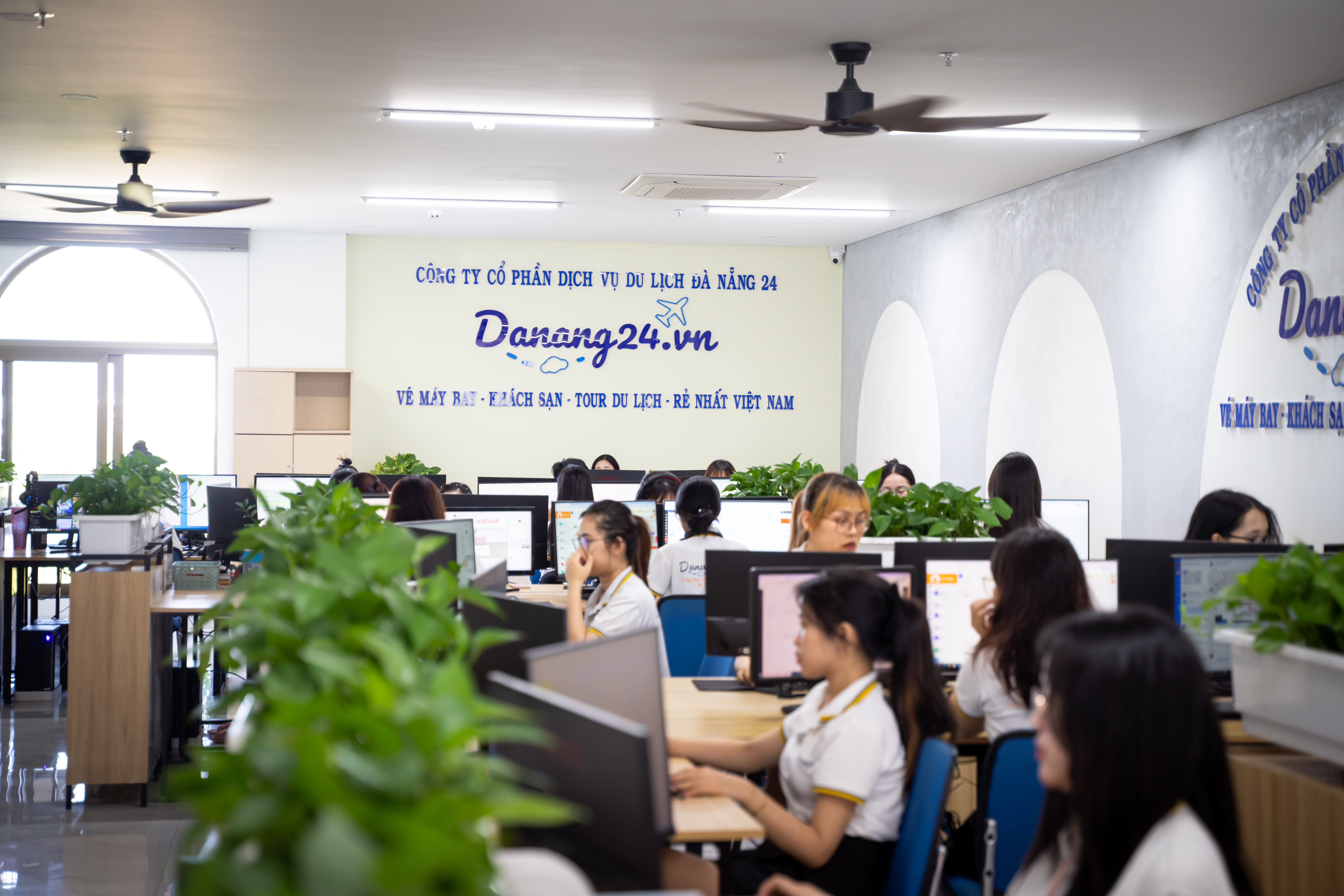 TUYỂN DỤNG ĐÀ NẴNG 24
